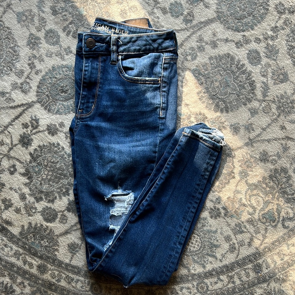 American Eagle Distressed Jeans